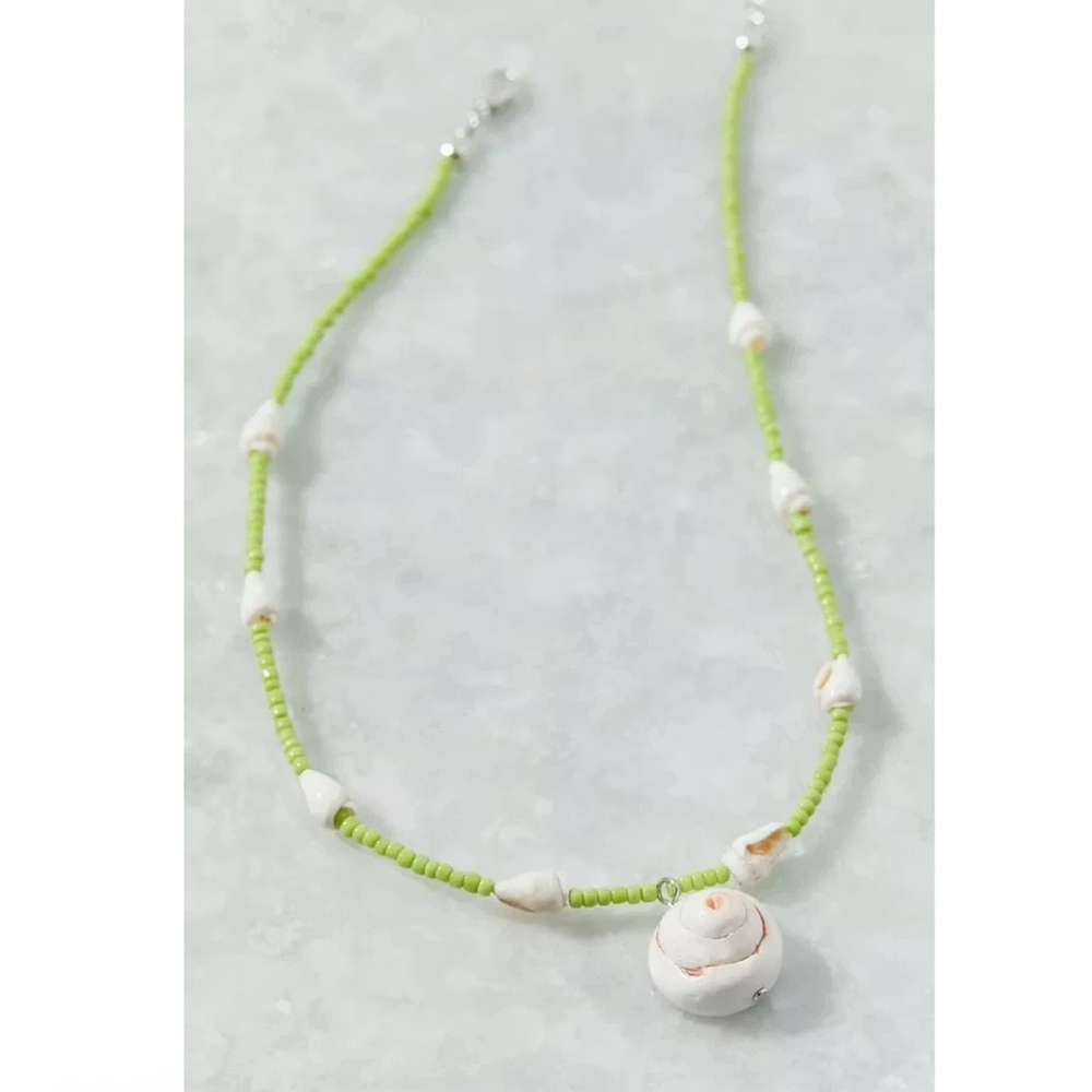 Urban Outfitters Green and White Shell Necklace